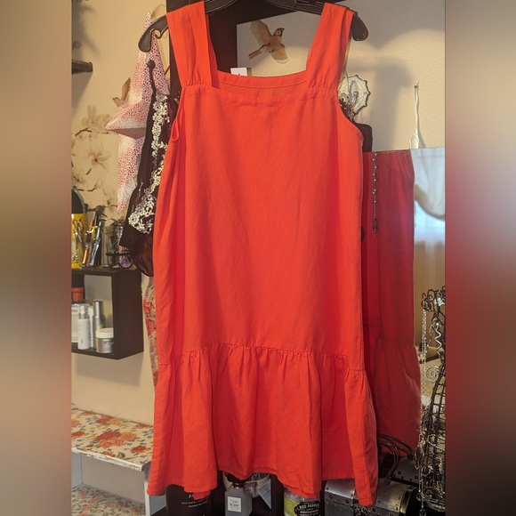 NWT  Loft women's med. drop waste linen dress - Picture 4 of 4